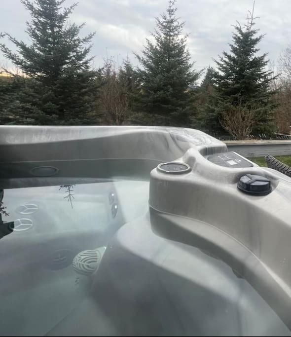 فيلا Golden Circle Cozy Retreat Grimsnes og Grafningshreppur المظهر الخارجي الصورة